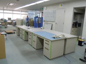 高松市内にてオフィスのリユース品引取り作業ちゅ～♪