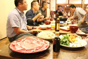 倉敷の美観地区で”すき焼きミーティング”