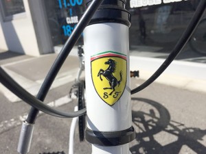 フェラーリの折り畳み自転車